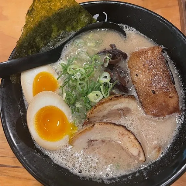 初日は海況が悪く😢ダイビングもイカ釣りも中止なので🦑呼子のマ...