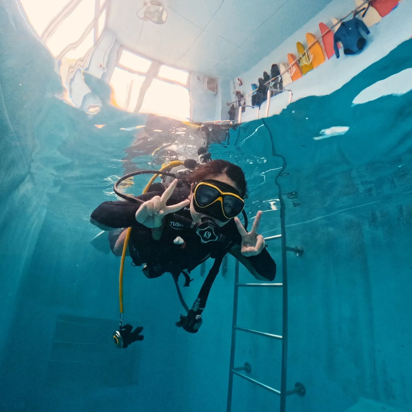 BIGBLUEのダイビングプール講習はマンツーマンなので✨上...