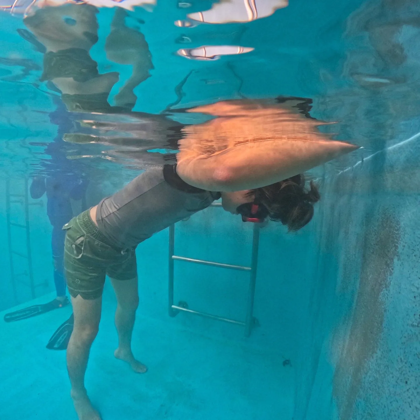 2025/9/14午前中は韓国パラダイブ35ｍプールに向けフ...