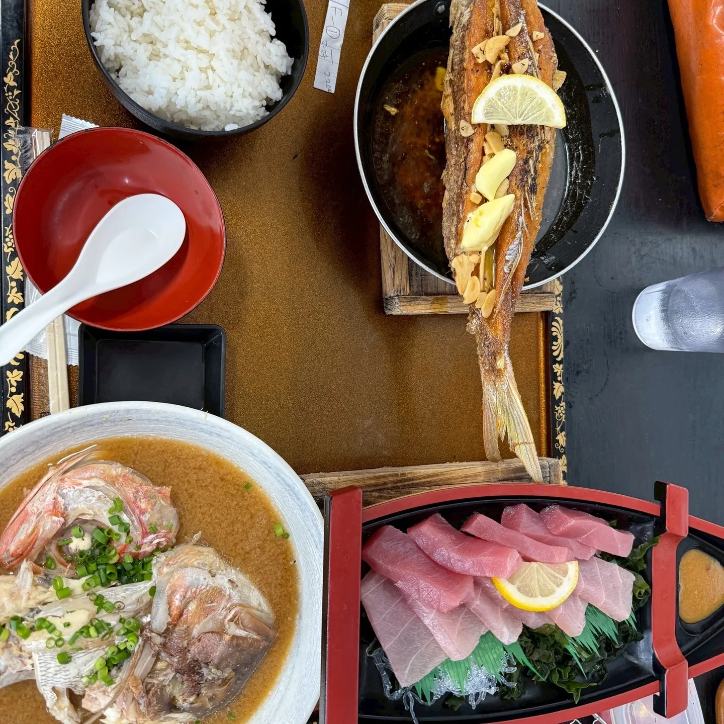三連休は沖縄、昨日迄は西伊豆でした✌️食欲の秋という事でおも...
