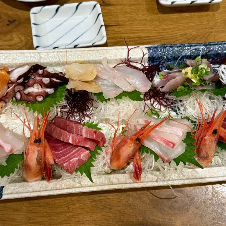 三連休は沖縄、昨日迄は西伊豆でした✌️食欲の秋という事でおも...