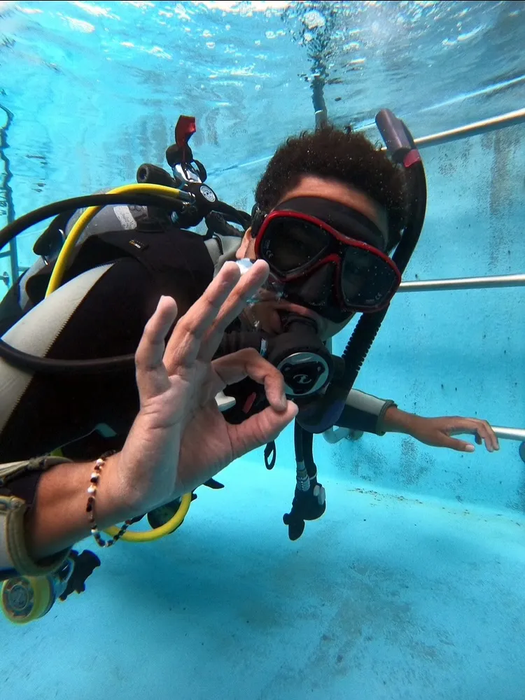 ダイブマスターコースの価格相場徹底比較と費用を抑える選び方ガイド