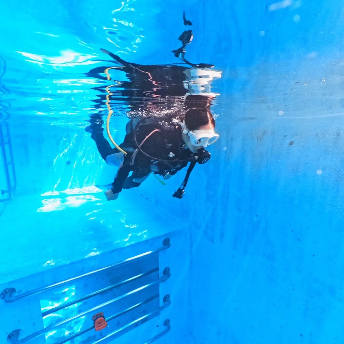 17金曜日は朝8時からプールでダイブマスター講習でした🚣‍♂...